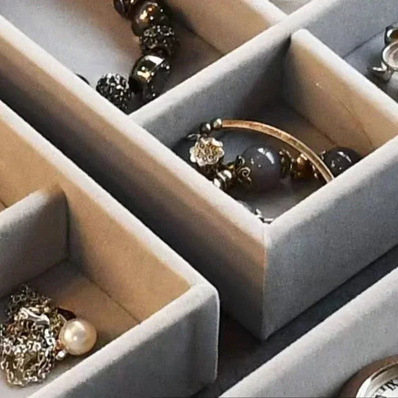 Caja de joyería antioxidante.